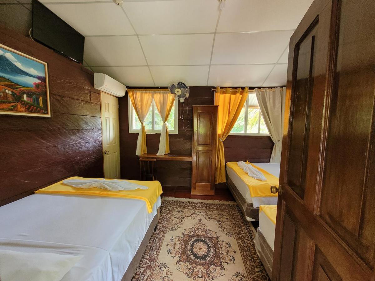 Hotel Y Restaurante La Cabana El Viajero Castillo de San Felipe エクステリア 写真