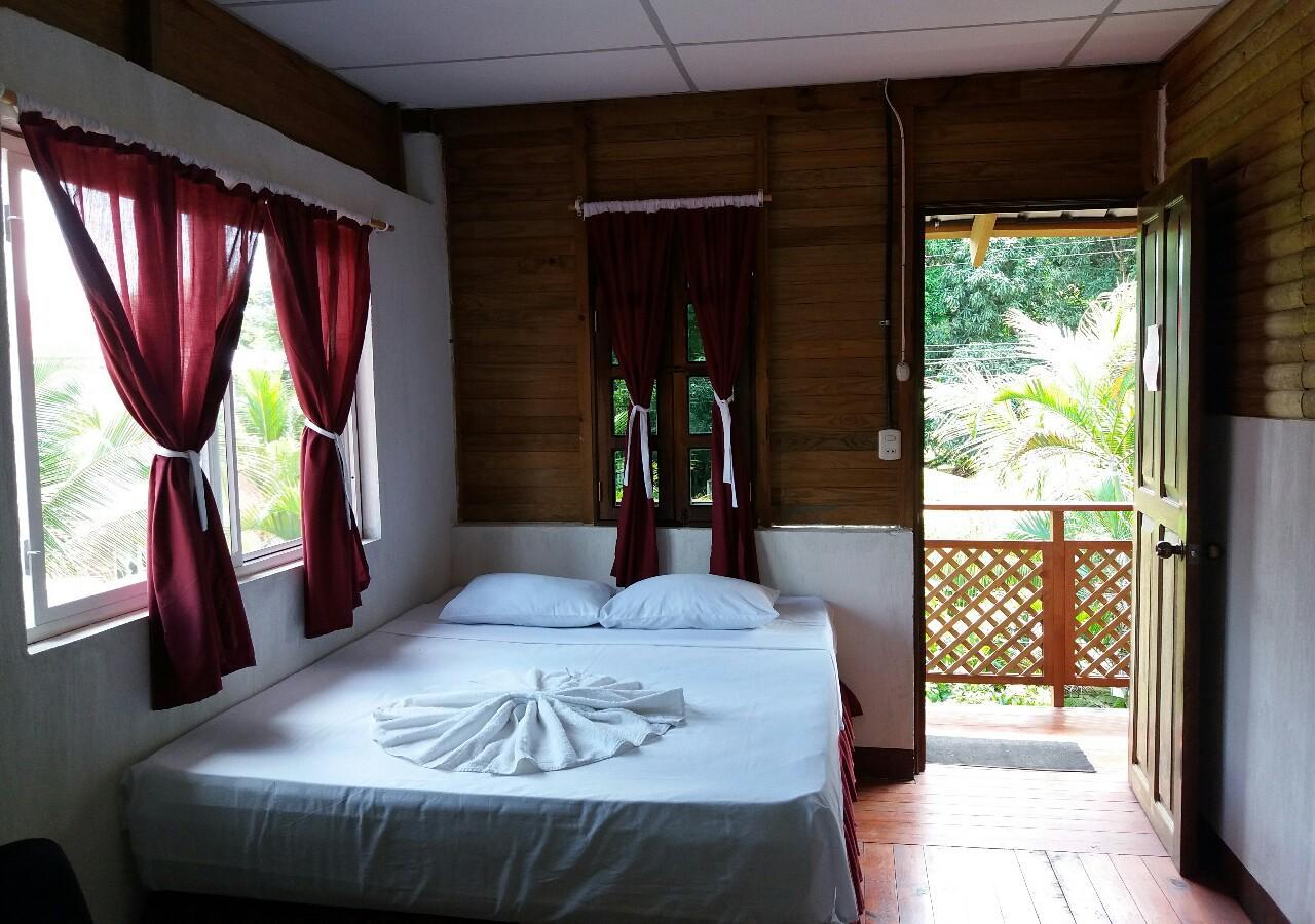 Hotel Y Restaurante La Cabana El Viajero Castillo de San Felipe エクステリア 写真